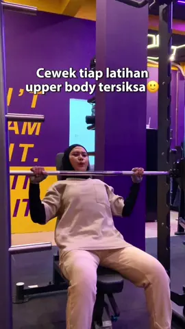 relate gak sih?🤣 padahal kalo kaki bisa 10x lipatnya ahhahahah #gym ##GymTok##gymmotivation##gymrat##GymLife##gymhumor##gymbro##gymlover##gymgirl##gymnastics##angkatbeban##smithmachine##gymshark##olahraga##olahragatiktok