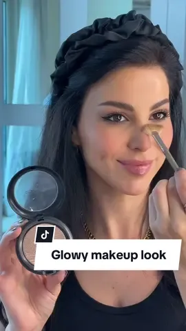 🥰 . . @Drunk Elephant  @elfcosmetics  @tarte cosmetics  @Huda Beauty  @hudabeautyshop  @SHEGLAM  @benefitmiddleeast  @Maybelline NY  @Charlotte Tilbury  @maccosmetics  @SephoraMiddleEast  . #glowymakeup #تيك_توك_صالون #tiktoksalon #مكياج_ناعم #grwm 