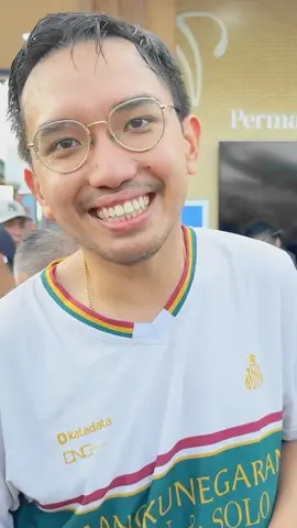 — Even sweat doesn't change that beautiful smile of yours 💦☺️🤴🏻🤏🏻🙇🏻‍♀️🤍💚💛❤️ #gustibhre #kgpaamangkunegarax #mnx #adegingmangkunegaran267 #mangkunegaranruninsolo #bhresudjiwo #bhrecakrahutomo #jawapridee #masmasjawa #fyourpage💜 