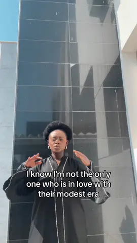 Completely and fully embracing modesty🥰 and I love it here🤭  #fashiontiktok #fashiontok #abayagirls #abayafashion #abayastyle  #outfitideasforgirls 