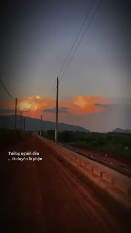 Tưởng người đến là duyên là phận …! #vutuankhang #capcut #nhachaymoingay #nhacchill #titokgiaitri #tâmtrạng #capcutmaster #fyp #xuhuong #sam23th3 #songdoaday 