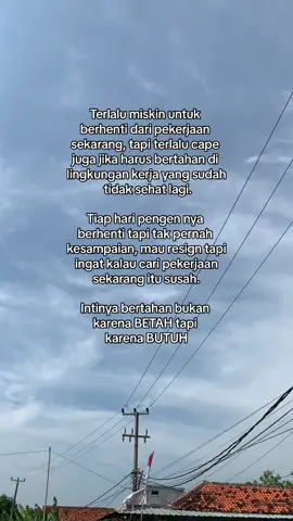 ga ada jalan lain selain bertahan sementara di pekerjaan yang toxic ini. orang pejuang rupiah seperti kita dilarang mengeluh:) disisi lain kita harus bisa berupaya untuk membangun usaha kita sendiri biar terbebas dari tuntutan orang lain:) #fypyuk #pekerjaan 