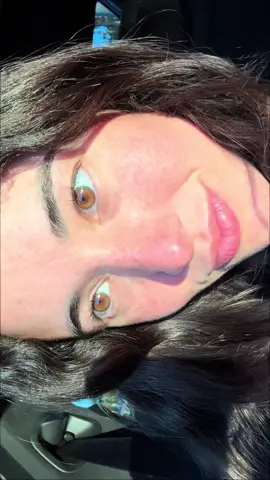 Mewwww #browneyesinthesun #browneyes #ambereyes #golden #sunset 