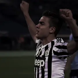 joya 🇦🇷💗 #dybala #juventus #skills #foryoupage #football 