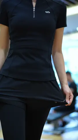 Bộ tập thể thao nữ Louro SE06 kiểu bộ đồ tập gym bao gồm quần dài áo ngắn #thoitrangnu #quanaothethao #bodotapgymnu #quanaotapyoga #bothethaonu #bodonu #xuhuong 