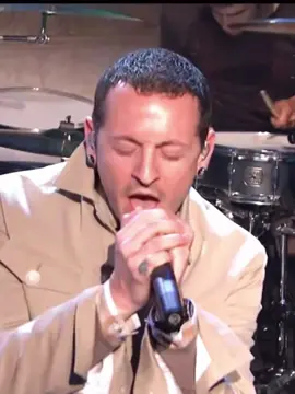 On May 12, 2007, Linkin Park made their Saturday Night Live debut, and gave iconic performances of 
