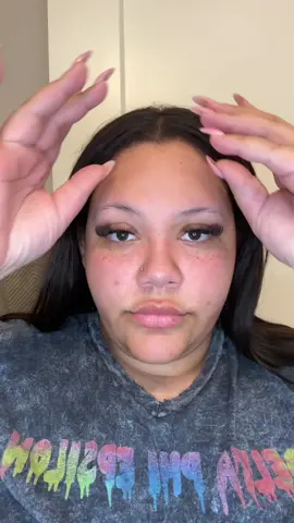 (tiktok im 27) #keeksworldd #fyp #makeup #transition #grwm #makeuptransitions 