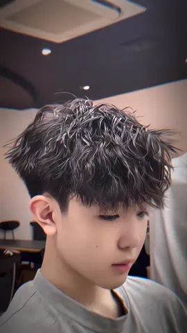 Uốn Ruffled này đẹp troaiii ,tốn gái 🫠 #thinbarbershop #tocnamdep #goctocdep #thiinn #BeautyTok #uontocdep #uontocnam  #ruffled 