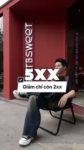 Đôi giày chính hãng vừa miếng tiền cho ae đây ạ 😍 #xuhuong #fashion #viral #sneakers #giaychinhhang #giaythethao #trending #giaysneaker #localbrand #giay #thoitrang #review #giaydep #vtvcab #secondsunday 