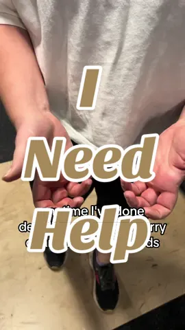 Like does this mean im deficient in something?? The first time it happened I had to run my hands under warm water until they uncurled and the last few times ive been able to squeeze my hands then they loosen (like in the video). #GymTok #gymhelp #help #gym #handcramp #physio #gymtokhelpme #pain #deadlift #farmerscarry 
