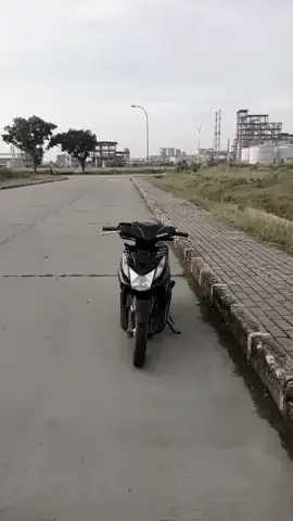 #CapCut #beatfi110 #ogahjinjit #vietnamstyle🇻🇳 #masukberanda #xyzbca #fyp #