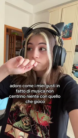Le playlist da gaming fanno molto ridere #videogames #gamergirlita #videogiochi #endergirl #bloodborne #darksouls #gamingita 