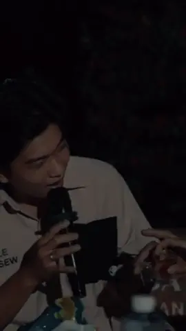 Cầm chung rượu mừng thành tâm chúc phúc cho em...? #nhaccoverhay #tamboilybiet #canvinh #leeken #ctien2605 #xuhuong 