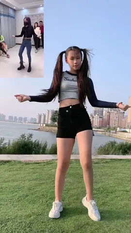 #芷艾 #中国小美女 #中国可爱女孩 #Girl #dance #fyp 芷艾