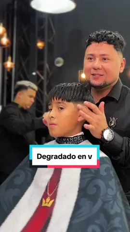 Como hacer un degradado en punta para niños  #kids #haircut #barber #gerardoayala #chile 