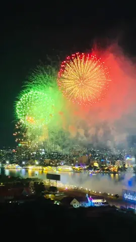 View ngắm pháo hoa tại Metropole Thủ Thiêm đỉnh ra sao 🇻🇳🎇  #metropolethuthiem #operathuthiem #thuthiem #canhothuthiem #canhocaocap #viewphaohoa 