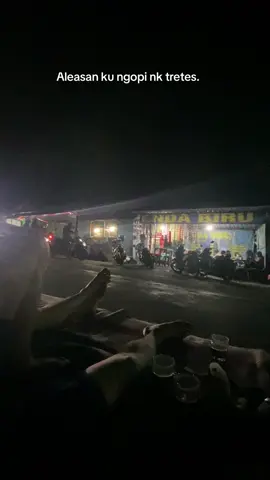 Mugo aee mbakee gak duwe tik tok😁#fyp#tretes_raya #warkoptretes 