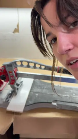 #tiling #oddlysatisfying #workvibes #backsplash #legertile 