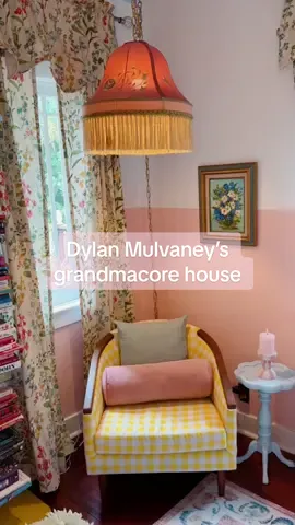 Tried to capture @Dylan Mulvaney’s essence 🎀 Did we do it?! 