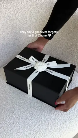 They say a girl never forgets her first Chanel. 🤍 #chanelbag #luxuryunboxing 