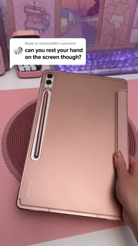 Samsung tip! 💕 Yes you can take notes & draw with your hand on the screen ✍️ I’m using Penly app on Samsung galaxy tab S9+ ✨ In Penly you can also lock the page from moving💡 #penlyapp #galaxytabs9 #samsungtablet #samsunggalaxy #androidtips #digitalnotes #digitalnotetaking #digitalplanner #digitalplanning #samsunggalaxytab #androidapps #galaxytab #digitaljournal #notetaking 