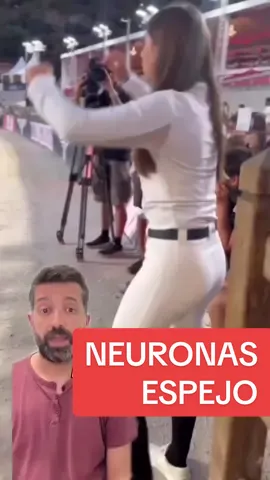 #Lenguajecorporal #lenguajenoverbal #comunicacionnoverbal #bodylanguage #gestos 