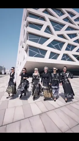 Chinese Senior Models. Location: Shanghai, China. #seniormodels #chineseseniormodels #maturemodels #chinesematuremodels #seniorfashion #chineseseniorfashion  #maturefashion #maturefashionista #chinesefashionista #shanghai #china 