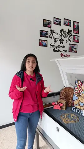 Escríbenos y emprende con nosotros 😍 #cortelaser #lasercut #ecuador #maquinalaser #diseño3d