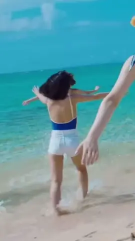 Fancam da momo na praia 🏝️#liberandofancam #fyy #twice #foryou 