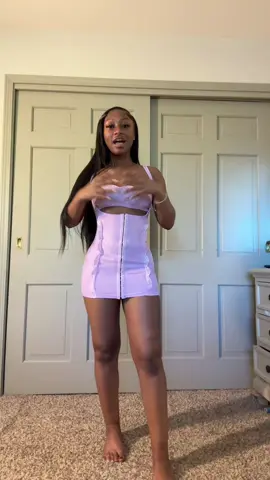 tiktok tryna have me at the corner? thats what its giving, just RISKAYYYY. #fyp #foryou 