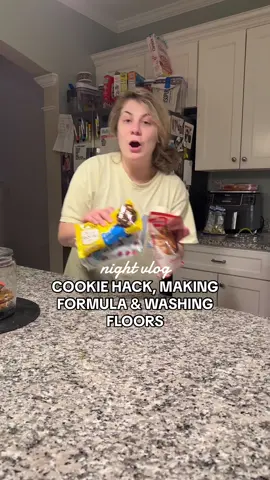 #moms #momlife #Vlog #eveningroutine #cleanwithme #bakinghacks #cookierecipe 