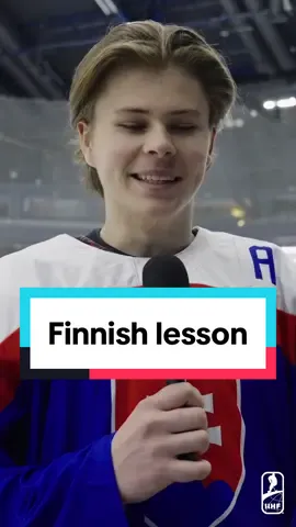 “Hän laukoo maalin!“😁 We tested the players on their knowledge of Finnish hockey terms.🇫🇮 #U18MensWorlds