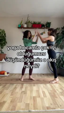 yoga hocam öncülüğünde acro yogaya adım adım 👣 @Seda  arkadaşlar shiple