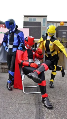 3 ae siêu nhân#sieunhanxanh #sieunhando#sieunhanvang 