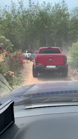 Mãi trẻ với đam mê.trẻ trâu hay trẻ tuổi tuỳ mỗi con người không ai là giống ai cả. #raptor #ford nỗi lo của ai đó không phải mình.