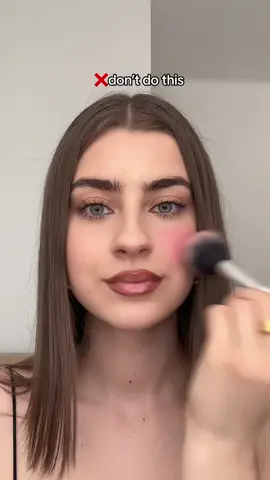 blush placement hack 🫶 ib: @Melis Ekrem #makeup #makeuphack #blush #creamblush #blushplacement @milkmakeup 