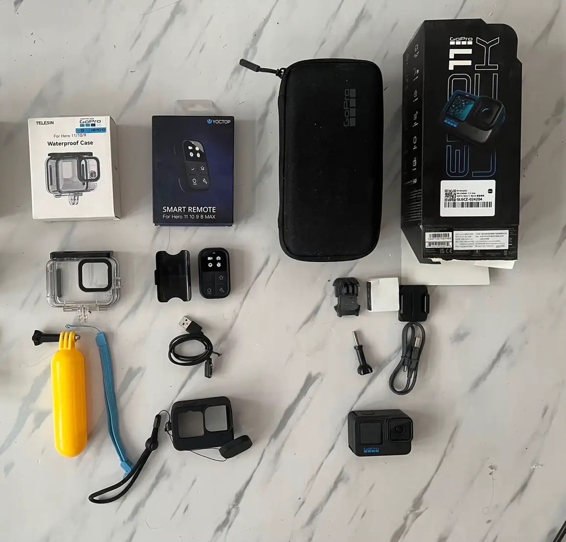 กล้องgopro11 มีประกัน6เดือน ใช้ไปสองครั้ง เหมือนใหม่95% ใช้งานปกติ ไม่มีรอยหรือตำหนิใดๆ ราคา10500฿ ต่อรองได้ค่ะ Hero11 สีดำ 5.3K60+4K 120 กันน้ำ33ฟุต และ360•27 MPกล้อง  มีกระจกกันกระแทก โฟกัสทั้งสามจอหน้าหลังค่ะ อุปกรณ์เสริมต่างๆ มีรีโมทสมาร์ทไวเลท ควบคุมระยะไกล มีเคสกันน้ำลึก40-60เมตร มีด้ามจับลอยน้ำ มีเคสซิลิโคนกันกระแทกพร้อมสาย มีปลายทางนะคะ มัดจำค่าส่ง นัดรับรังสิตเกษตร คปอ ได้ค่ะ  ทักเฟสหรือโทร มีหน้าร้านนะคะ มาลองหน้าร้านได้ค่ะ หรือเอามือถือมาเทิร์นกล้องได้นะคะ ib ขอภาพเพิ่มเติมได้นะคะ สนใจโทร0962459240