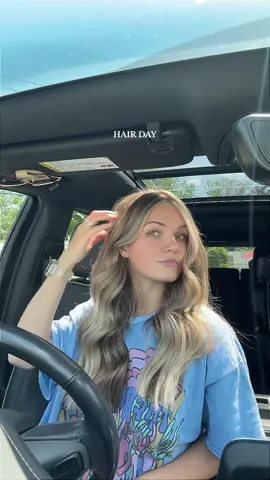 Needed a change and I was overdue for a good chop… ✂️ #momchop #hairday #newhair #longhair #healthyhair #blondehair #bronde #babylights #blondebabylights #summerhair 