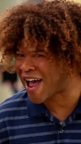 An a cappella singer encounters some unwelcome competition. #KeyandPeele