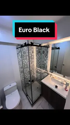 ✅PUERTA DE DUCHA👨‍🔧  ✅ Linea Euro Black. ✅Vidrio TEMPLADO de Seguridad. ✅Espesor de 8mm Incoloro.  ✅Herrajes en Acero Inoxidable 304 negro mate. 🏢 Somos más que un servicio, instalamos confianza en vidrio en tu hogar, proyectos e inmuebles afines. 👨‍🔧 🔎 Más detalles de nuestro productos y/o servicio puede visualizar nuestro BROCHURE dándole click aquí 👉 https://bit.ly/3Vs2gks ☎️contáctanos al 992 486 719 - 986 529 607 💻✅WhatsApp - https://bit.ly/3eAUDrg 🌐 WEB IGLAM - acortar.link/y4tJmG #solucionesenvidrio #instalaciondevidrio #instalacióndevidrio #cristales #mamparas #ventanas #solucionesintegrales #soluciones #ventas #instalaciones #puertadeducha #puertadeduchaperu #lineaeuro #sistemafijocorredizo #aceroinoxidable #colorespersonalizados #calidad #sistemaoriginal #decoracion #diseñodeinteriores 