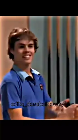 Los dos bombones del elite way school 😍#pablobustamente #benjaminrojas #tomasezcurra #cocomaggio #rebeldeway #edits #editsderebeldeway #erreway @Coco Maggio I Viajes por el 🌎 