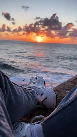 No other place i wanted to be at 🌊❤️.                                                            #sunset #therapy #sea #beach #morocco🇲🇦 #sunsetlover #opacarophile🔆🧡 #thalassophile🌊❤✨ #therapy 