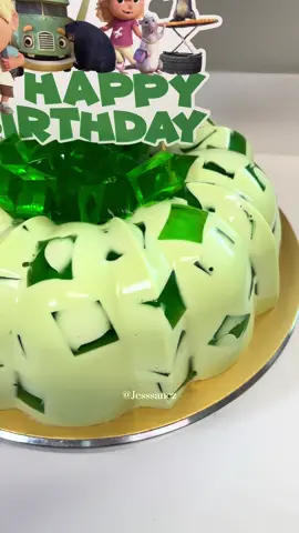 Acompáñame a preparar gelatina de mosaico sabor limón 🍋‍🟩  #gelatinademosaico #gelatina #gelatinademosaicosaborlimon #gelatinadelimon #jello #desserts #postres #postressinhorno #trashtruck #trashtrucktheme #endulzatudiafl #lehighacresfl #parati #fypツ  