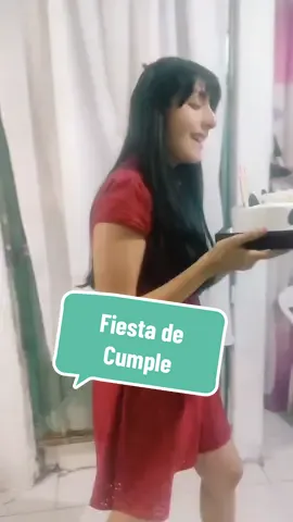 Que alocado se puso esto! 😂✨❤ gracias x venir uwu  jajaja #felizcumpleaños #cumple #happybirthday #birthday #fiesta #pastel #cumpleaños #amigos #friends #happy #malcolminthemiddle #malcolmeldeenmedio #escena #fyp #Viral #trend #reunion #maicol @Erdwin.Martinez @Immortal Abdi 