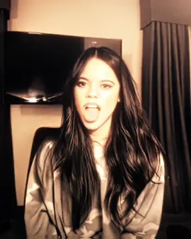 #JENNAORTEGA - finally motivated enough to post 💪 || #umsamanta #jennaortegaedit #edit #blowthisup #fyp #zyxcba #aeholidayforever #payhip #foryourpage #blowup 