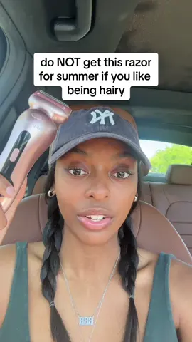 the only razor i have used that doesn’t leave bumps #shaving 