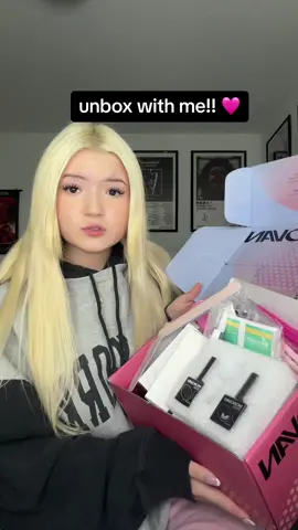 @MOROVAN Nails thank you so much for sending this! ❤️ #Fyp #ForYou #ForYouPage #Unboxing #Nails #Acrylics #AcrylicNails #GelX #Hall #Viral #hauls 