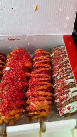 Not the itati voiceover hahaha. Really want to post my little review / taste test #corndog #koreancorndog 