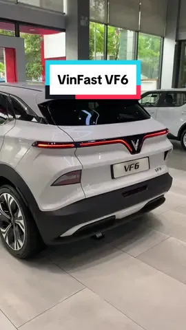VinFast VF6 - mẫu xe gia đình với 1 loạt tính năng vượt trội trong phân khúc, liệu em này có tạo sóng cho thế hệ kỷ nguyên xe điện không anh em 😂 người người xe điện nhà nhà xe điện #vinfast #vf6 #vinfastvf6 #xuhuong 