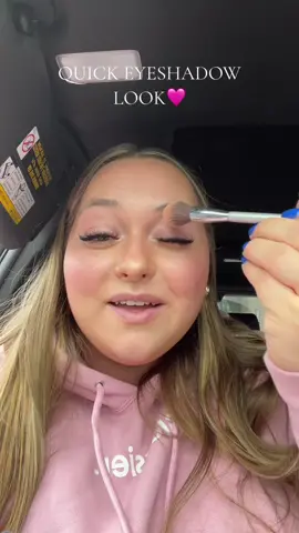 the cutest eyeshadow look in 2 seconds?! yes pleaseeee🥰 @Diorbeauty #makeup #eyeshadow #quickmakeup #eyeshadowlook Linked in my LTK & Amazon🩷